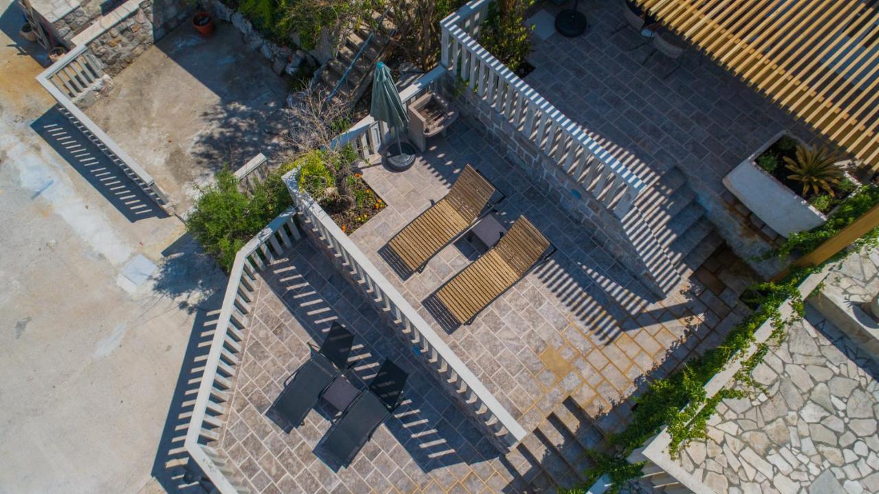 Family House Bjelila Villa Tivat Exterior foto