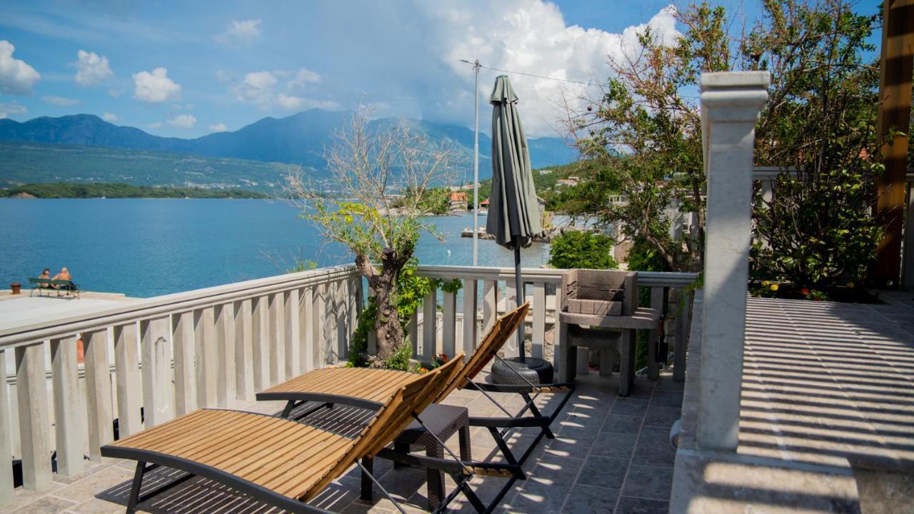 Family House Bjelila Villa Tivat Exterior foto