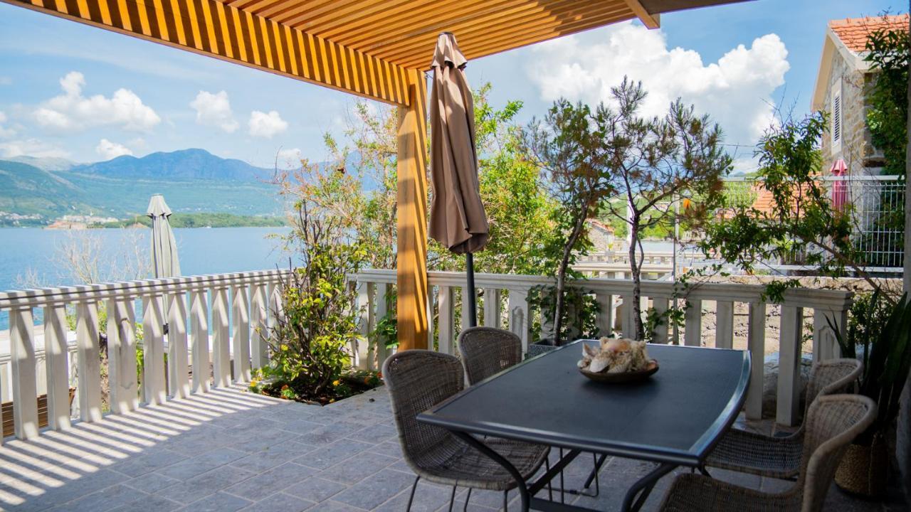 Family House Bjelila Villa Tivat Exterior foto