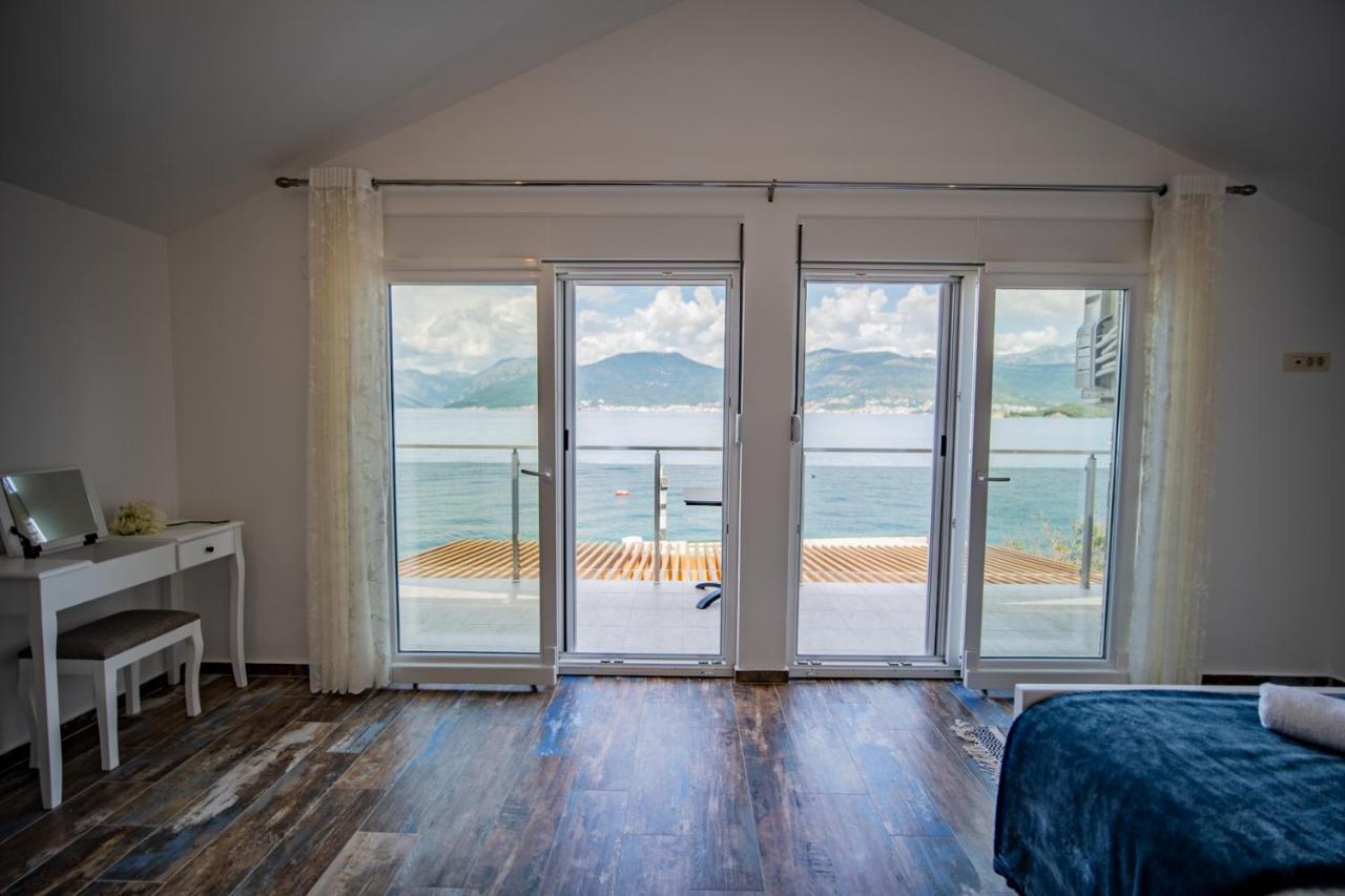 Family House Bjelila Villa Tivat Exterior foto