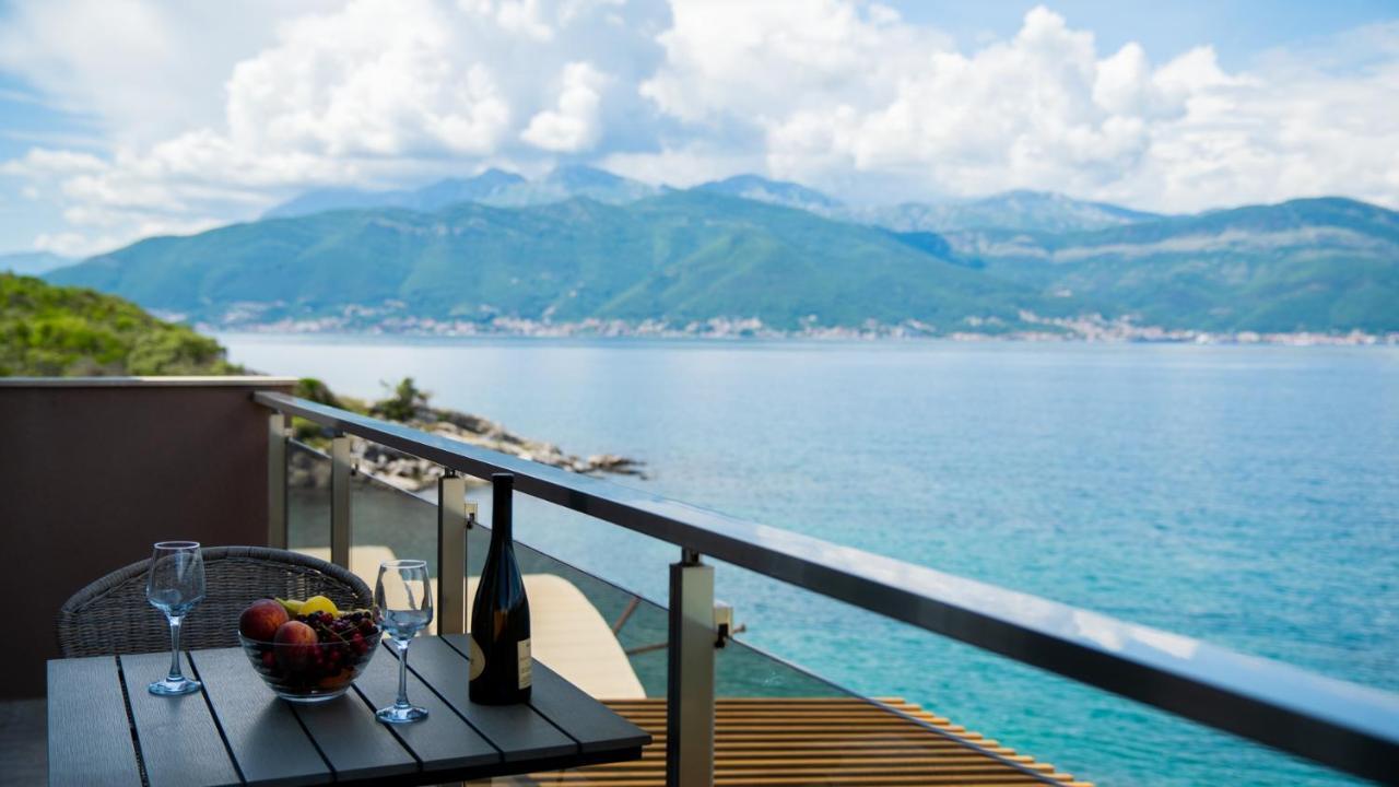Family House Bjelila Villa Tivat Exterior foto